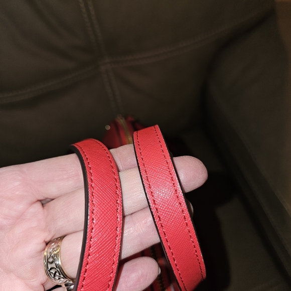 Kate Spade satchel with detachable long strap - Picture 4 of 10